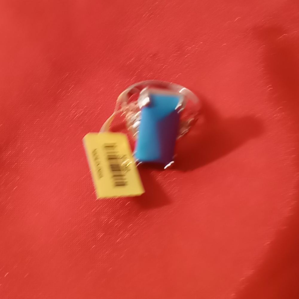 Ring - Picture 2 of 3